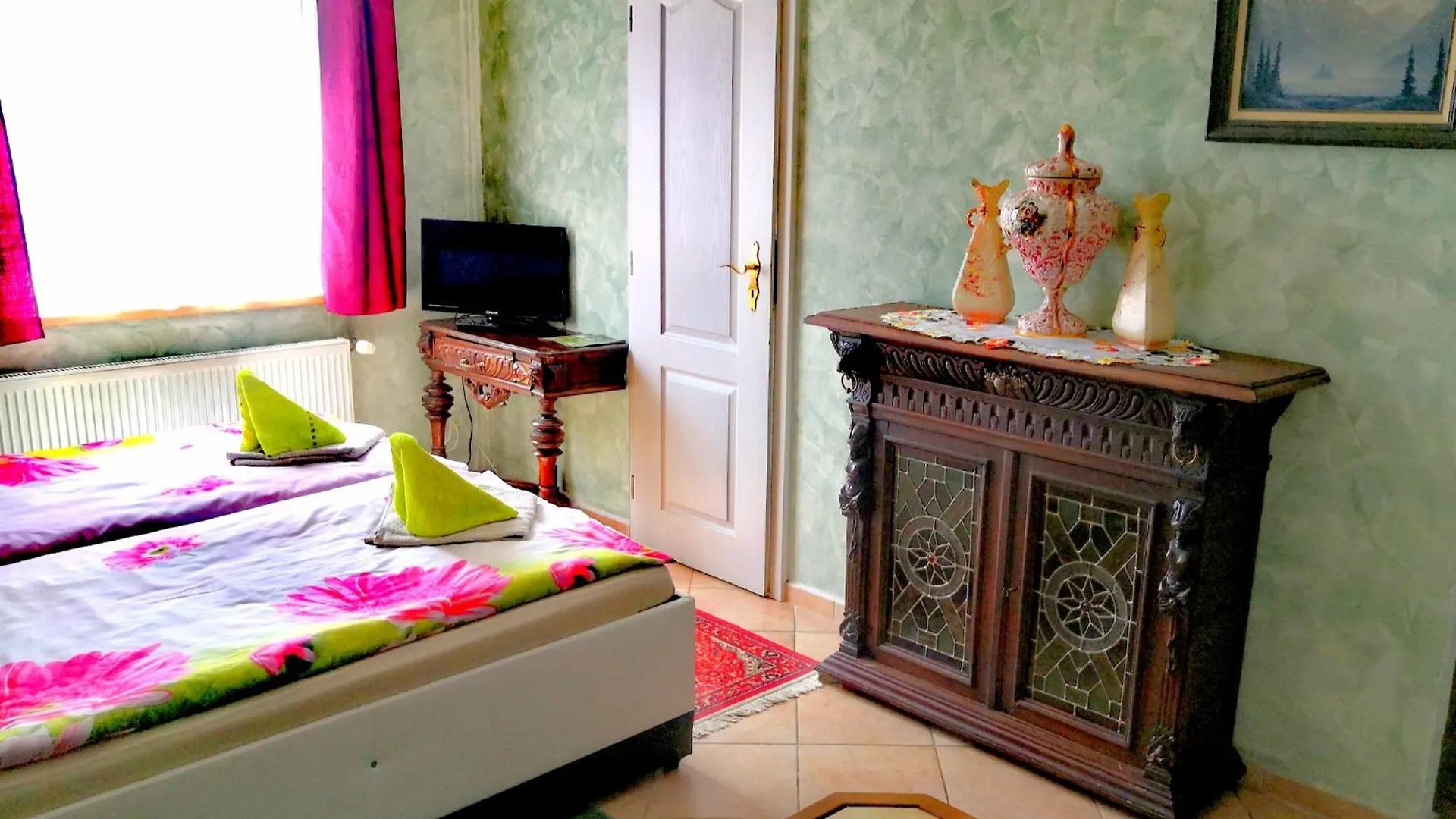 Villa Anastazis - Penzion Eden Karlsbad 0*,